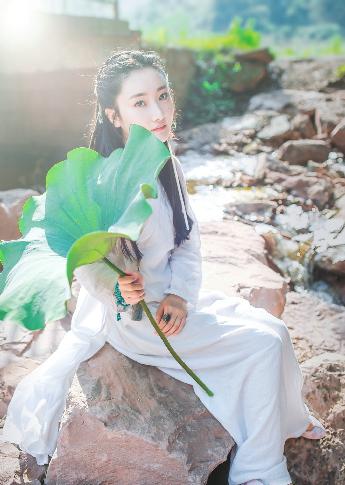 震惊！18岁少女竟在B站上传如此视频？！揭秘B站<strong>视频</strong>审核机制的漏洞！